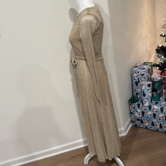 ANNE KLEIN Bella Crinkle gold Dress size 4 - Picture 8 of 9